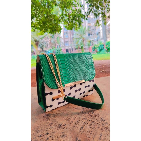 BowTie Sling Bag Green